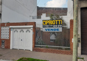 GUADALUPE 2291, Lanus, Argentina, 1824, ,Casa,En Venta,GUADALUPE 2291,1093 GUADALUPE 2291, Lanus, Argentina, 1824, ,Casa,En Venta,GUADALUPE 2291,1093