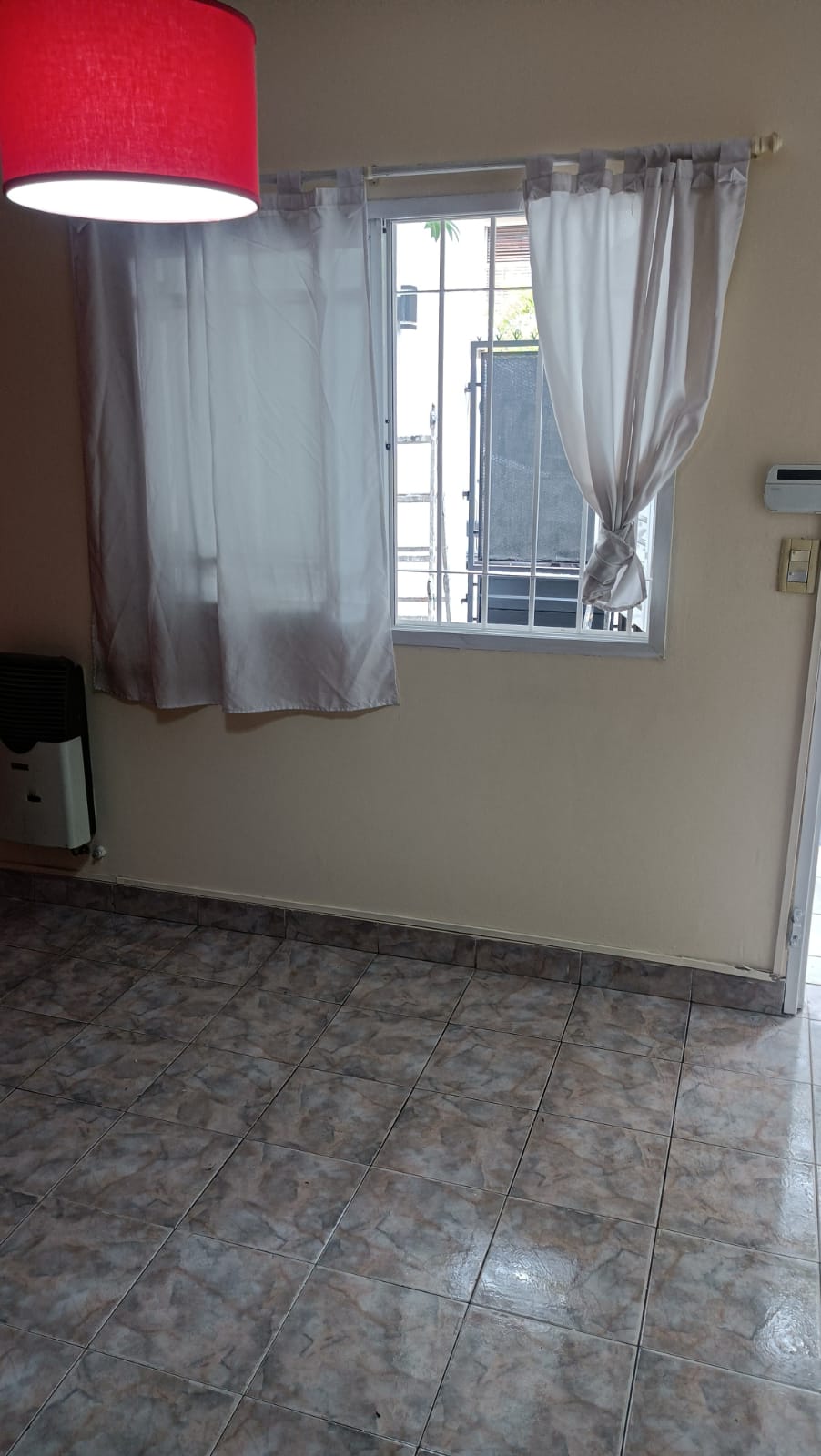 Pilcomayo 2387, Lanus, Argentina, ,Duplex,En Alquiler,Pilcomayo 2387,1105