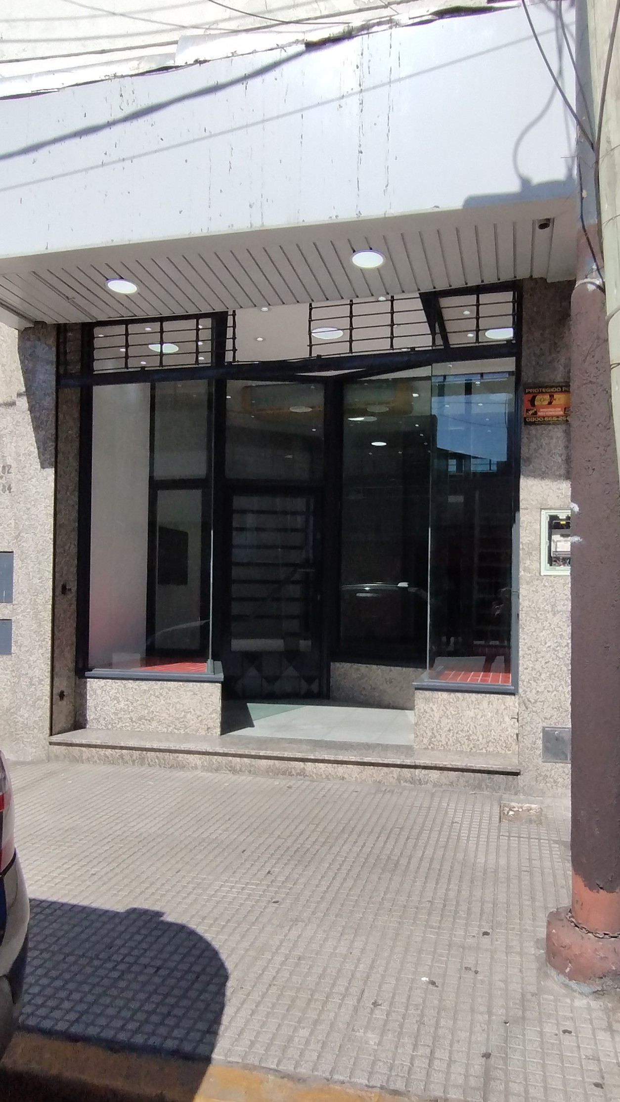 JUAN DOMINGO PERON 2184, Valentín Alsina, Argentina, ,Local,En Alquiler,JUAN DOMINGO PERON 2184,1107