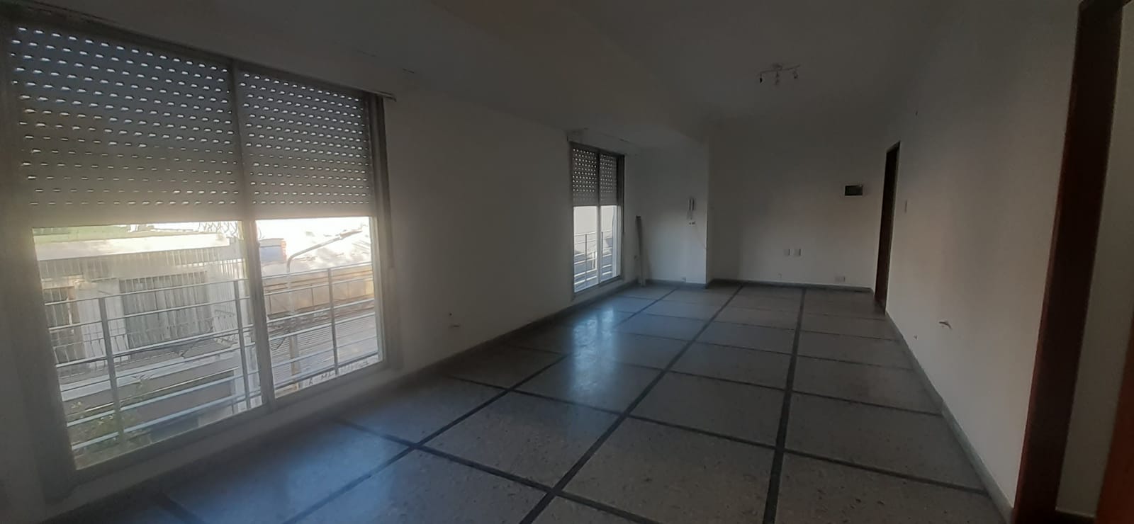 Pichincha 52, Lanus, Argentina, 1824, 2 Habitaciones Habitaciones, ,1 BañoBathrooms,Departamento,En Alquiler,Pichincha 52,1109