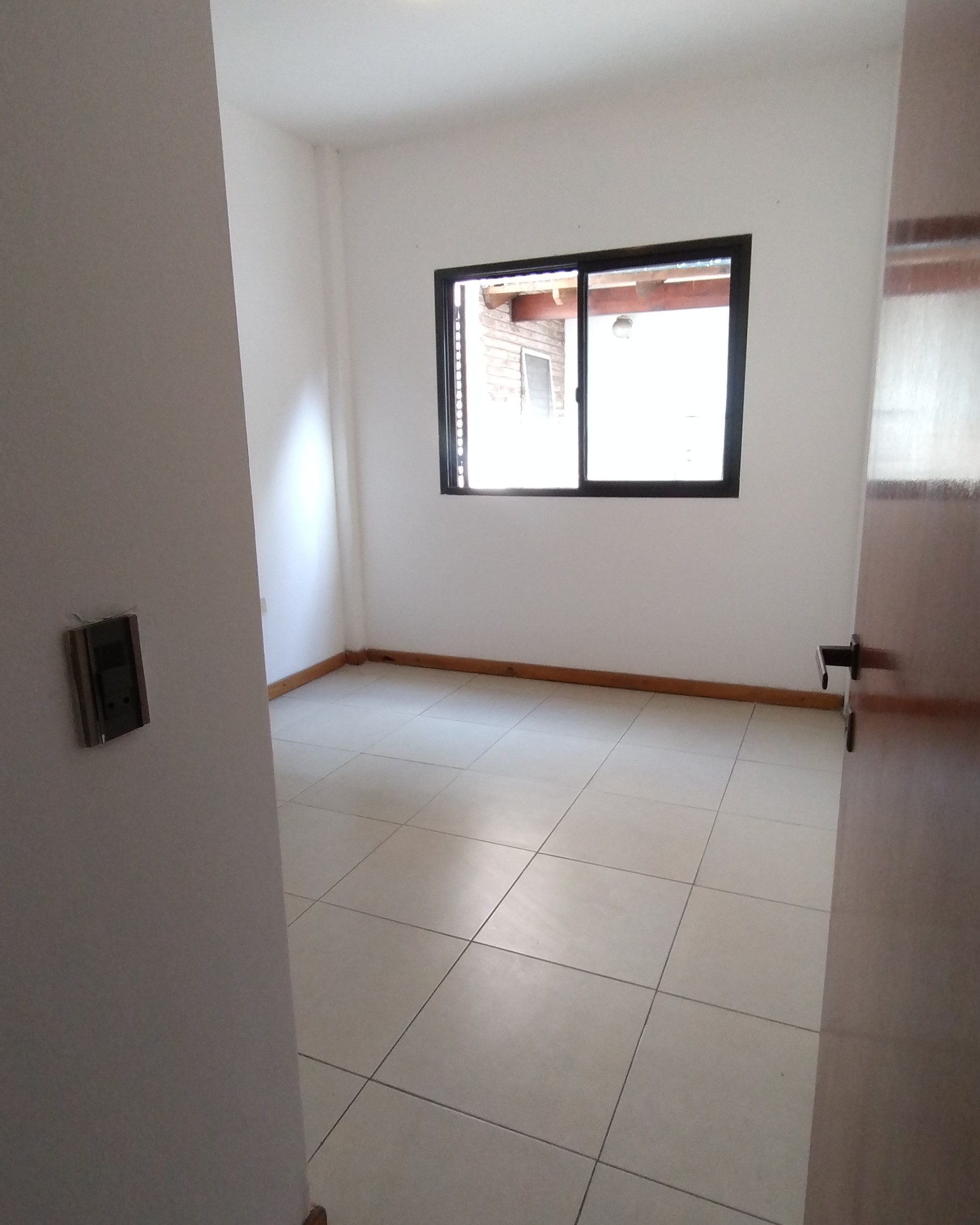 Lomas Valentina 795, PB CTFTE, Valentín Alsina, La, Argentina, 2 Habitaciones Habitaciones, ,1 BañoBathrooms,Departamento,En Venta,Lomas Valentina 795, PB CTFTE, Valentín Alsina, La,1116