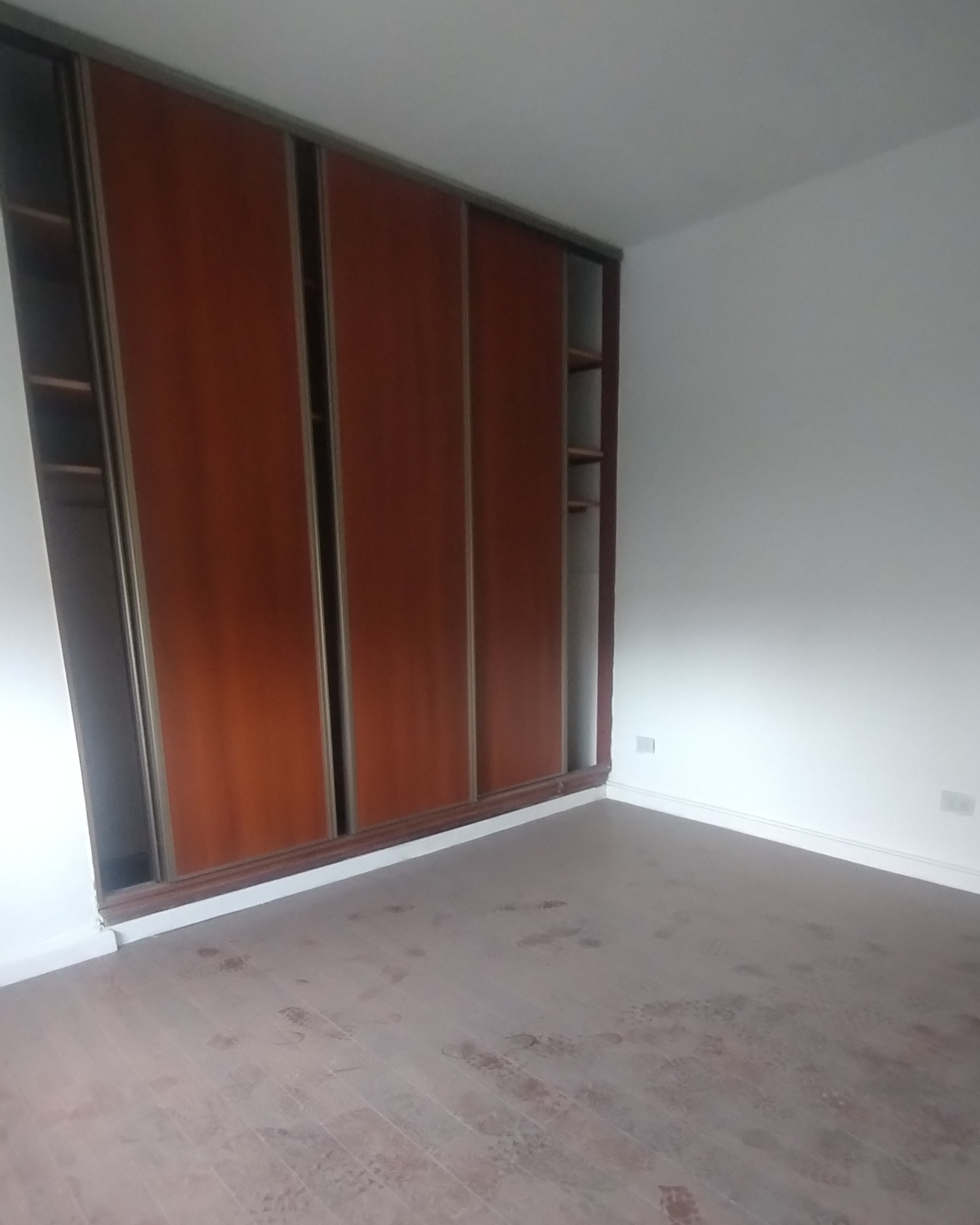 Santiago del Estero 307, Lanus, Argentina, 2 Habitaciones Habitaciones, ,1 BañoBathrooms,Departamento,En Alquiler,Santiago del Estero 307, Lanus,1123
