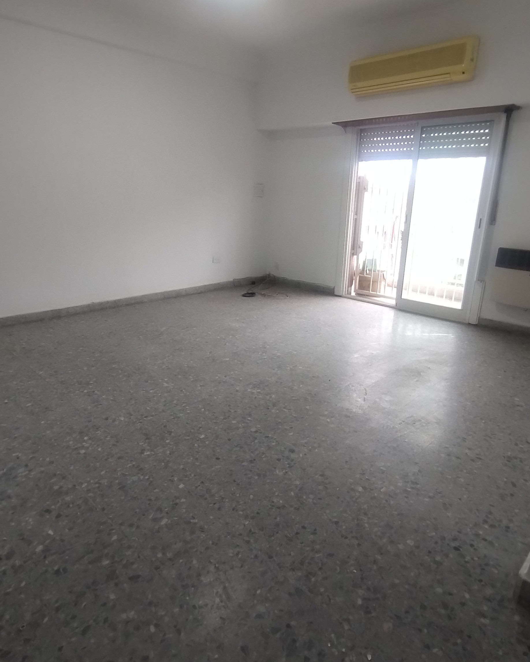 Santiago del Estero 307, Lanus, Argentina, 2 Habitaciones Habitaciones, ,1 BañoBathrooms,Departamento,En Alquiler,Santiago del Estero 307, Lanus,1123