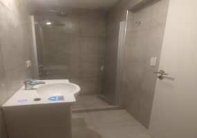 Juan Domingo Perón 2349, Valentín Alsina, Argentina, 2 Habitaciones Habitaciones, ,2 BathroomsBathrooms,Departamento,En Venta,Juan Domingo Perón 2349, Valentín Alsina ,1138
