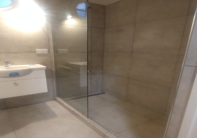 Juan Domingo Perón 2349, Valentín Alsina, Argentina, 2 Habitaciones Habitaciones, ,2 BathroomsBathrooms,Departamento,En Venta,Juan Domingo Perón 2349, Valentín Alsina ,1138