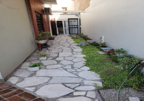 JEAN JAURES 3959, VALENTIN ALSINA, LANUS OESTE, BUENOS AIRES, Argentina, ,Casa,En Venta,JEAN JAURES 3959,1011