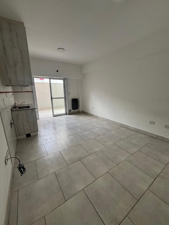 SANTIAGO DEL ESTERO 840, Lanus, Argentina, 1824, ,1 BañoBathrooms,Departamento,En Alquiler,SANTIAGO DEL ESTERO 840,1070