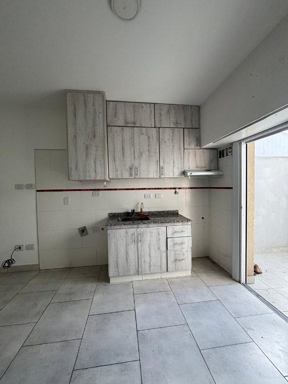 SANTIAGO DEL ESTERO 840, Lanus, Argentina, 1824, ,1 BañoBathrooms,Departamento,En Alquiler,SANTIAGO DEL ESTERO 840,1070