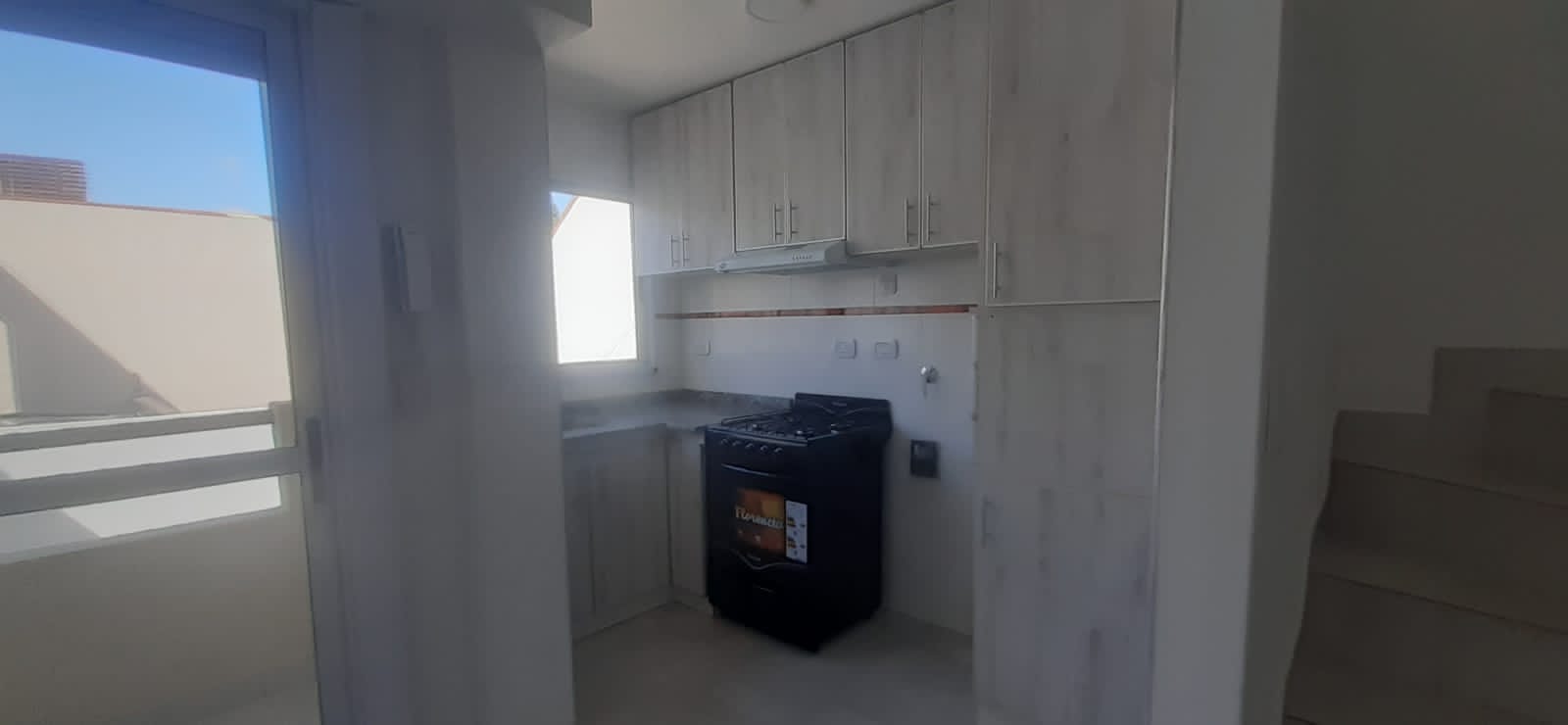 SANTIAGO DEL ESTERO 840, Lanus, Argentina, 1824, ,Duplex,En Alquiler,SANTIAGO DEL ESTERO 840,1073