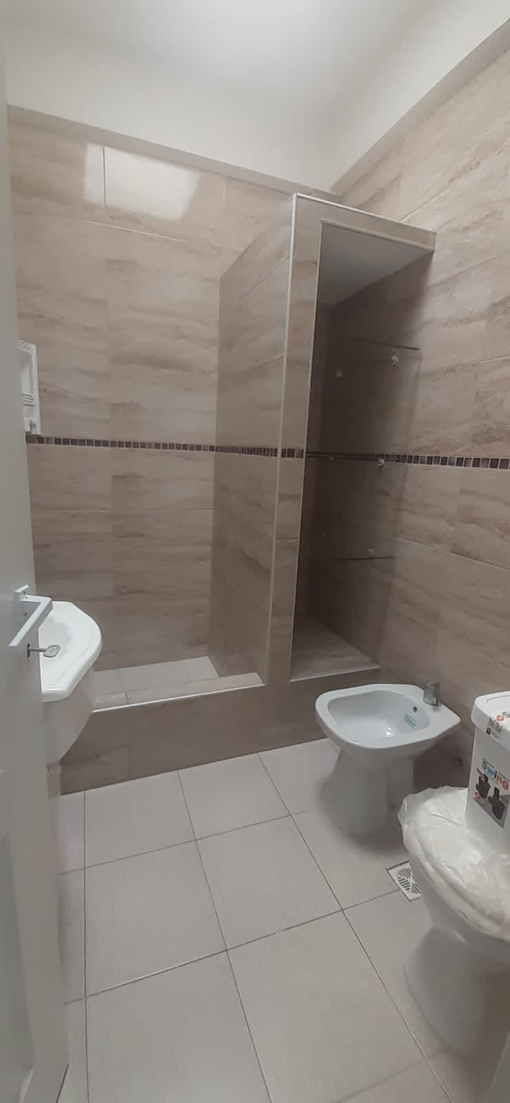 SANTIAGO DEL ESTERO 840, Lanus, Argentina, 1824, ,Duplex,En Alquiler,SANTIAGO DEL ESTERO 840,1073