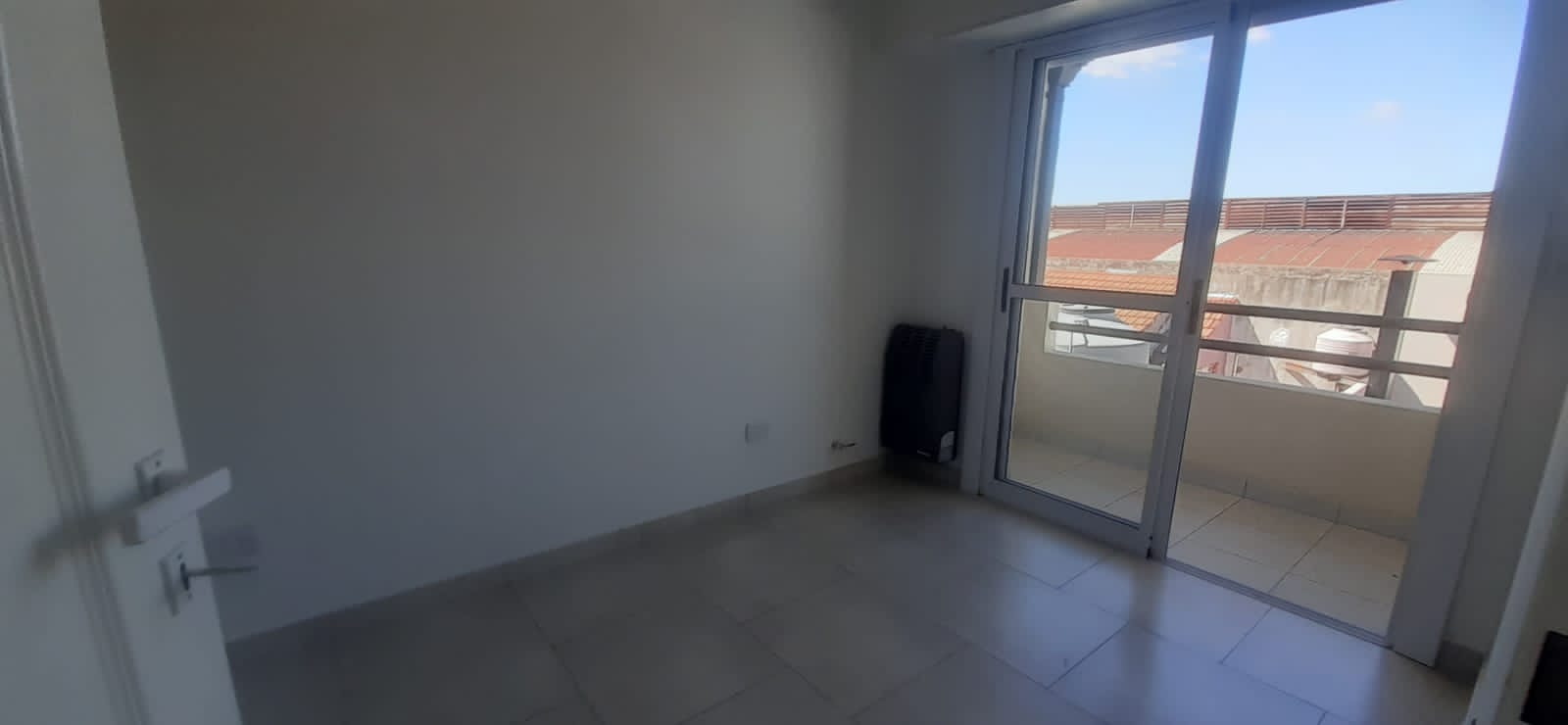 SANTIAGO DEL ESTERO 840, Lanus, Argentina, 1824, ,Duplex,En Alquiler,SANTIAGO DEL ESTERO 840,1073